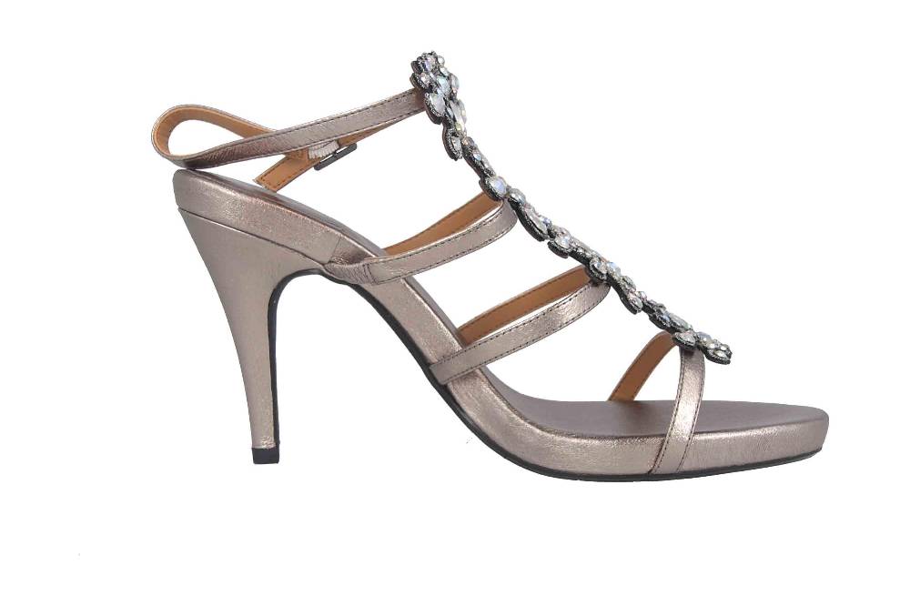 J.Reneé Metallic Nappa/Rhinestones Sandaletten in Übergrößen Taupe Evadine Taupe Metallic große Damenschuhe 50% Rabatt für begrenzte Zeit