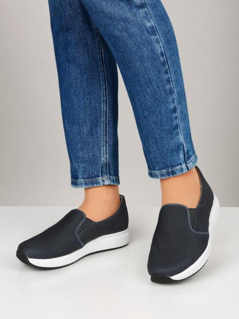 Vamos Active Sportschuh mit seitlichen Elastikeinsätzen Artikelnummer: 1807203 Meist gekauft