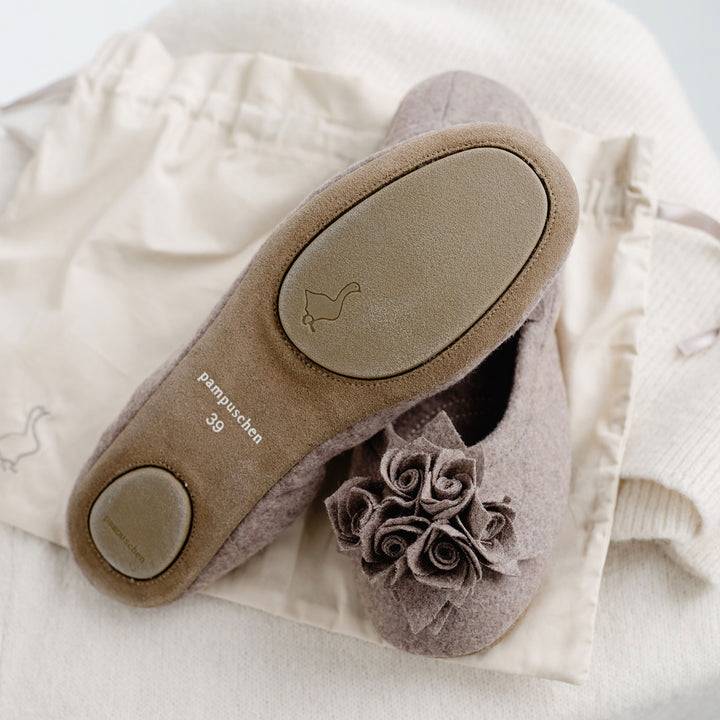 Pampuschen Grace wool trüffel Flash Sale