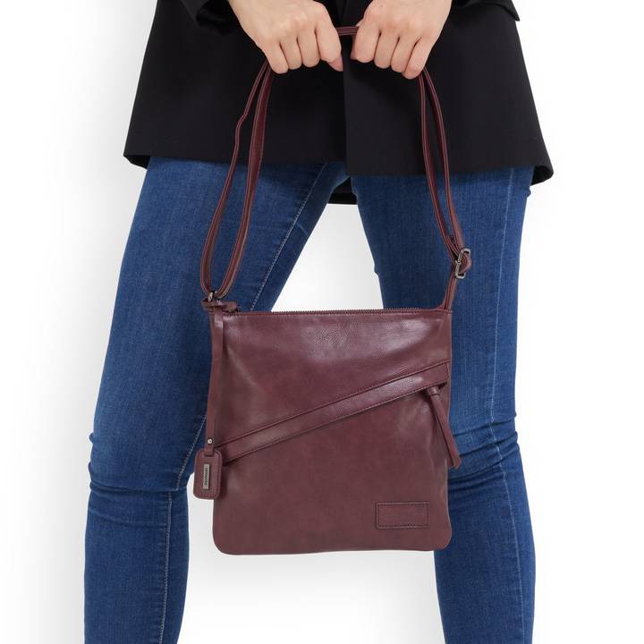 Remonte Artikelnummer Q0619-35 remonte Handtasche weinrot Kostenlose Rückgabe