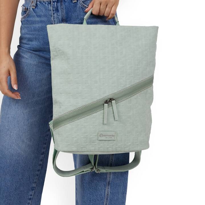 Remonte Artikelnummer Q0525-52 remonte Rucksack mintgrün Auslauf