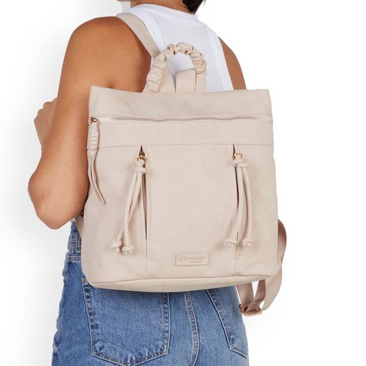 Remonte Artikelnummer Q0523-31 remonte Rucksack champagner Verkauf