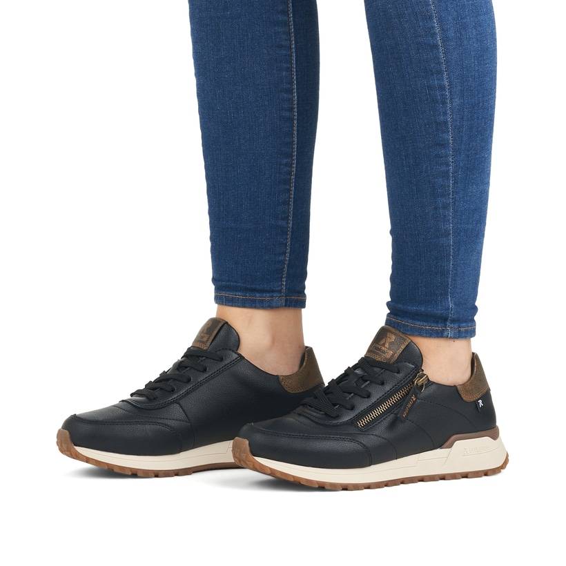 Rieker Artikelnummer W0604-00 Rieker Damen Sneaker Low urbanschwarz-bronze Fabrikladen