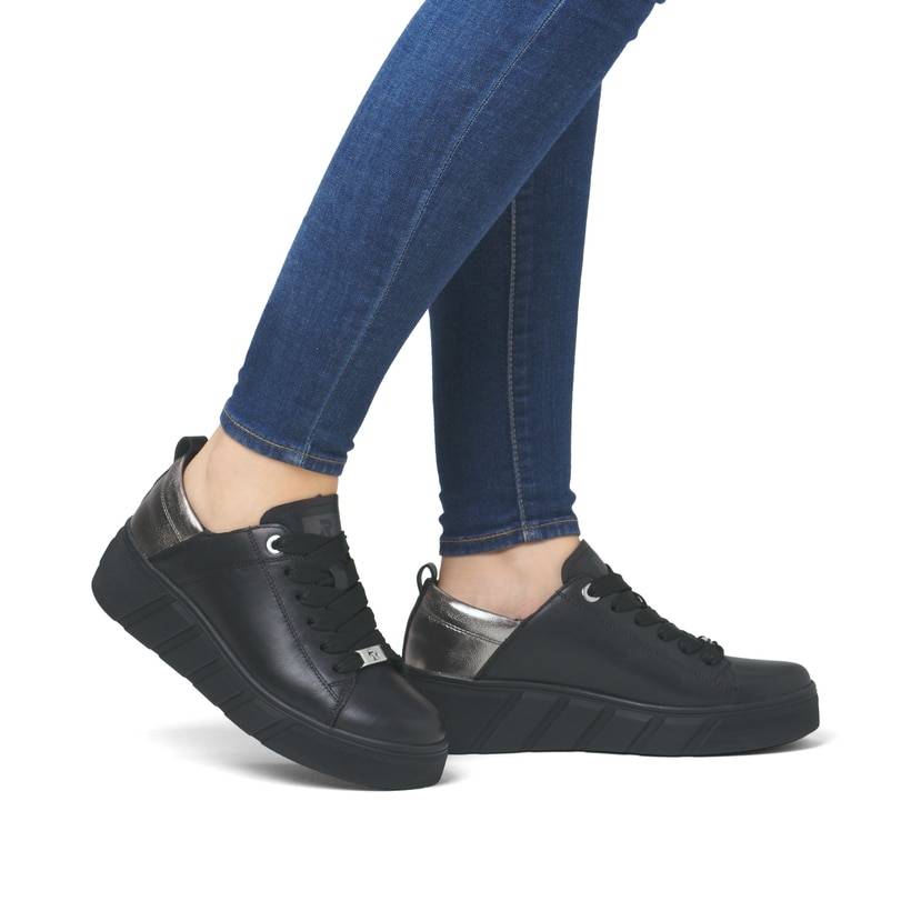 Rieker Artikelnummer W0502-03 Rieker Damen Sneaker Low mattschwarz-silber Lagerräumung