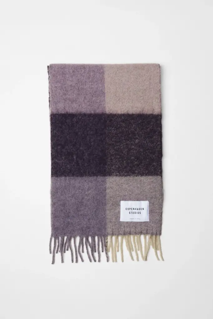 Studio Copenhagen CPH SHAWL 4 wool mix purple im Angebot