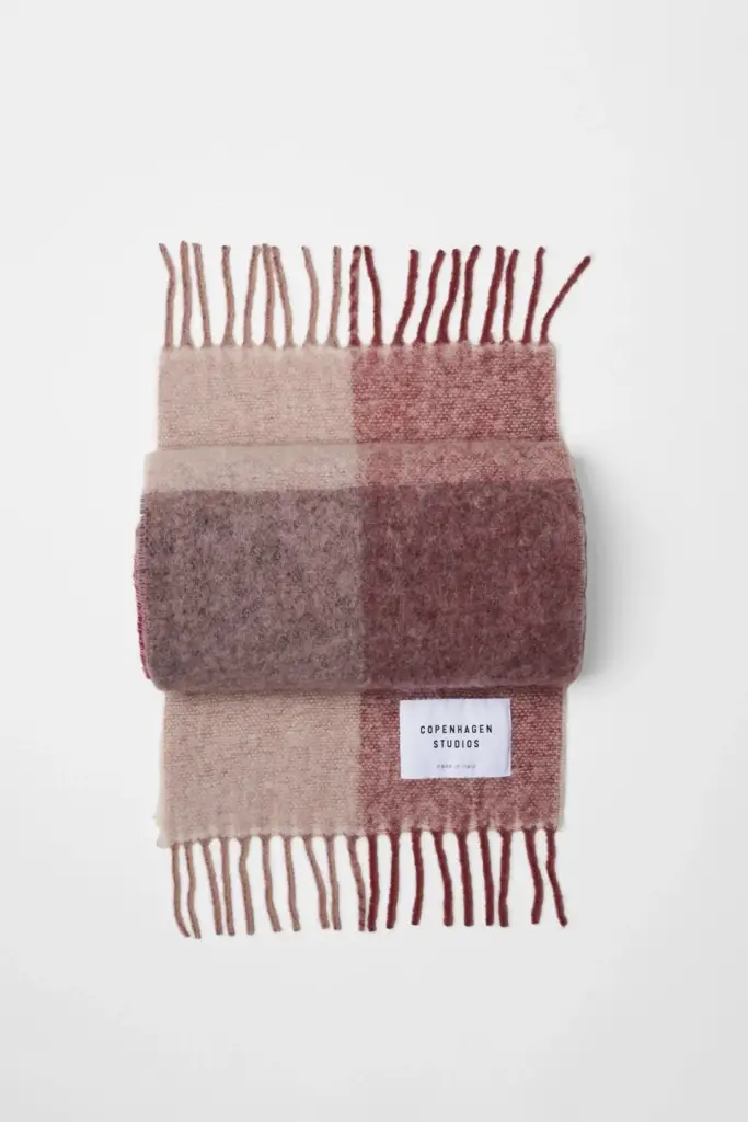 Studio Copenhagen CPH SHAWL 4 wool mix pink Black Friday