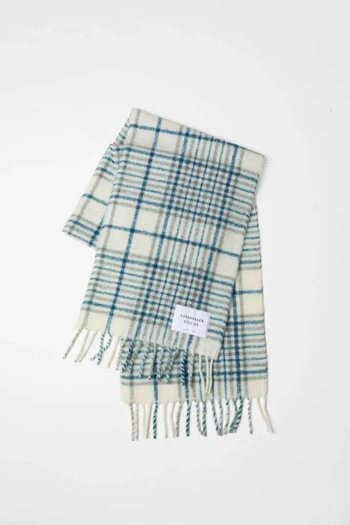 Studio Copenhagen CPH SHAWL 10 wool mix turquoise Kauf eins, bekomm eins gratis