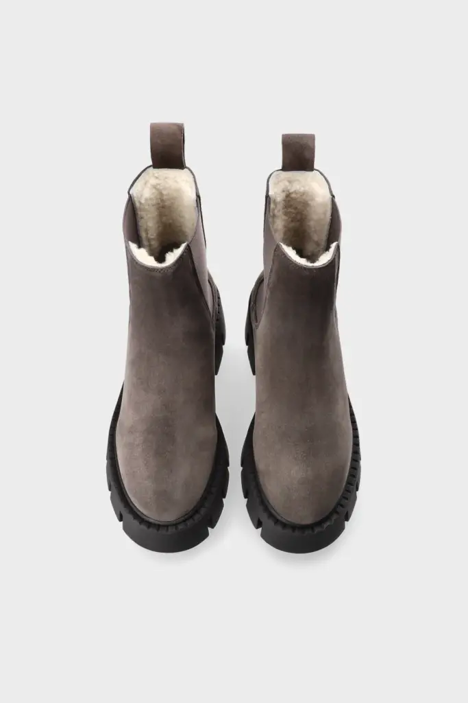 Studio Copenhagen CPH137 suede teddy off black Vierteljährliche Förderung