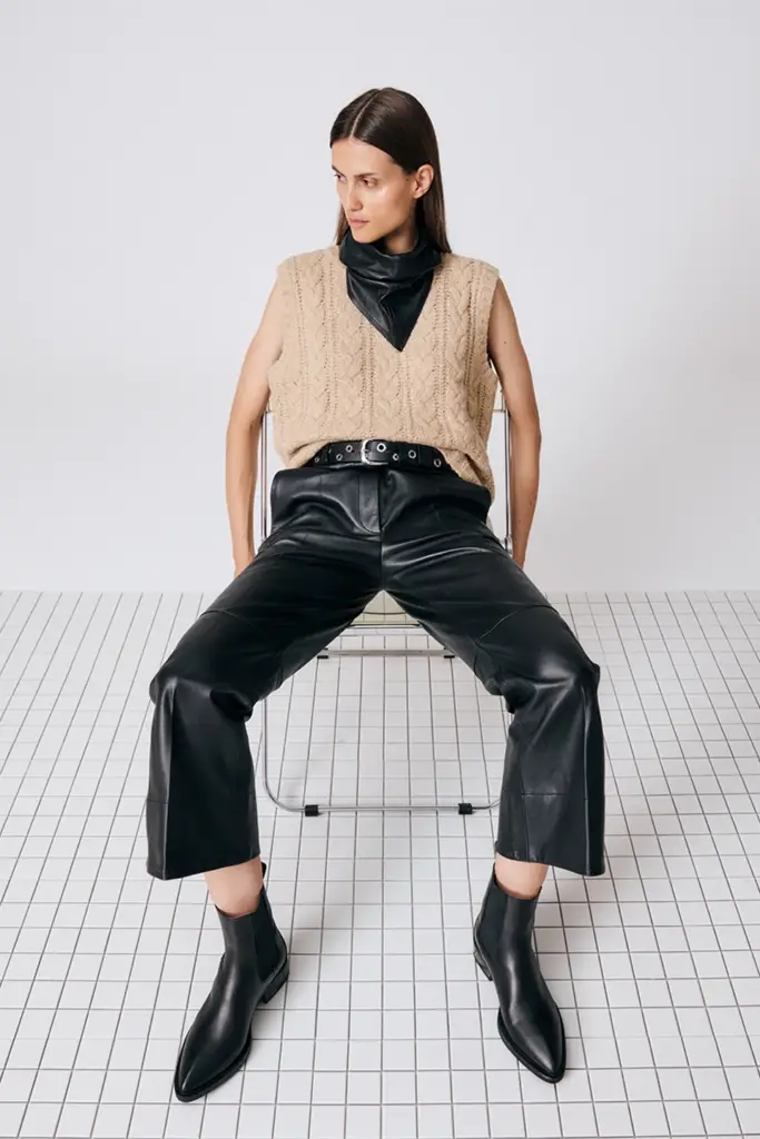 Studio Copenhagen CPH326 leather black Super Rabatt