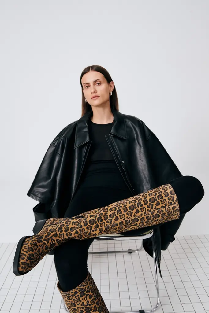 Studio Copenhagen CPH323 suede leo Exklusivangebot