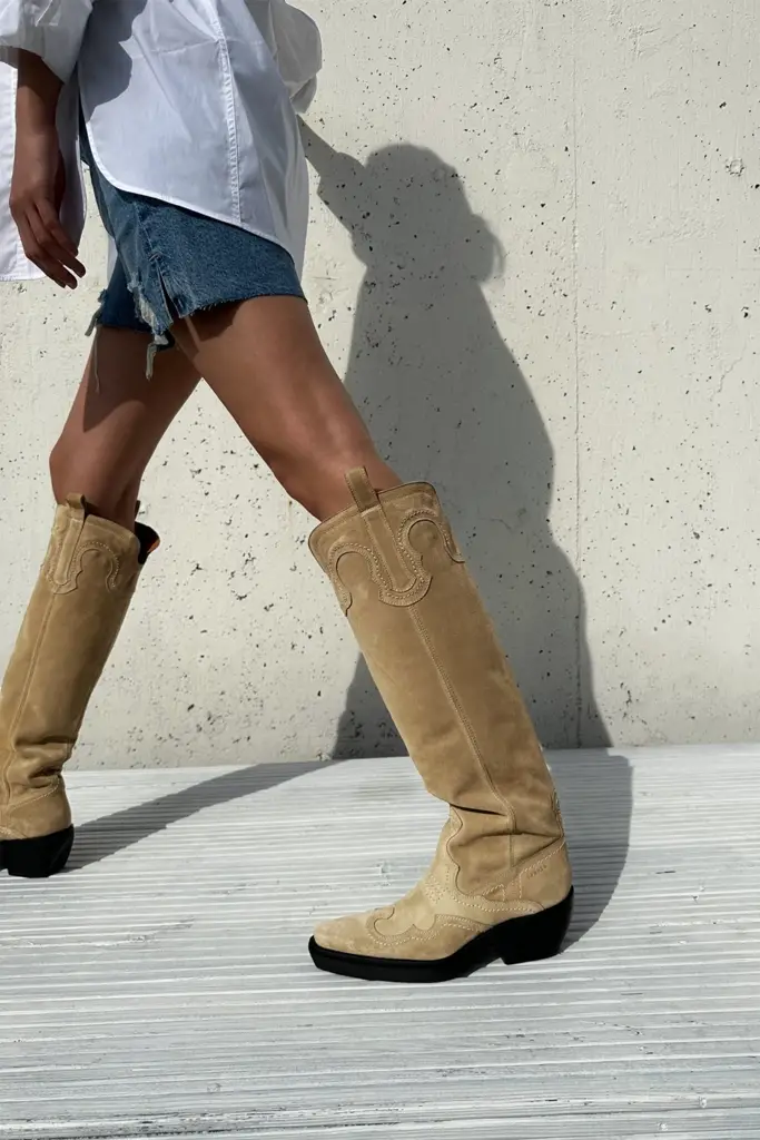 Studio Copenhagen CPH286 suede sand JETZT KAUFEN