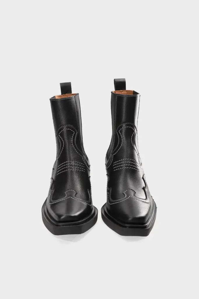 Studio Copenhagen CPH232 leather black Kostenloser Versand international